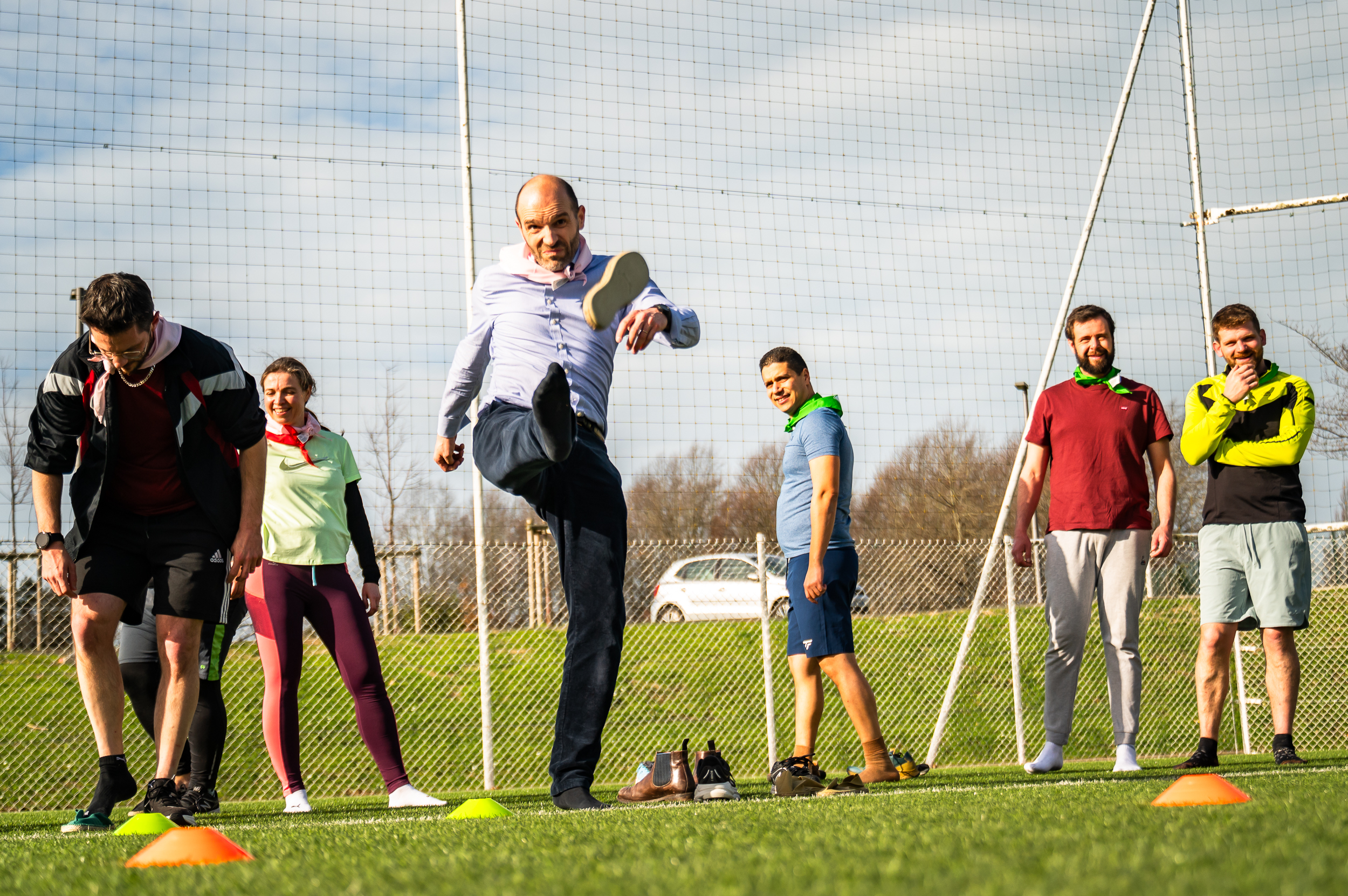 Séminaire TSO CATÉNAIRES stade Jean Dauger Aviron Bayonnais Events Team building lancer d'espadrilles © Mathieu Prat