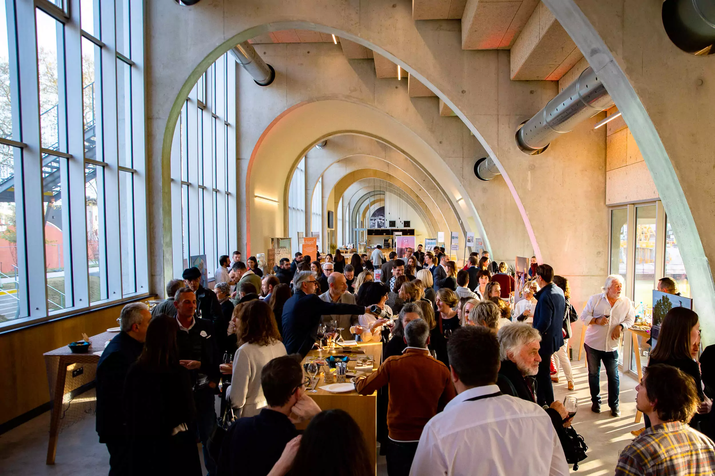 Cocktail organisé à l’issue de l’assemblée générale 2022 de l’Office de Tourisme de Bayonne, dans l’espace Mendia du stade Jean-Dauger © Mathieu Prat